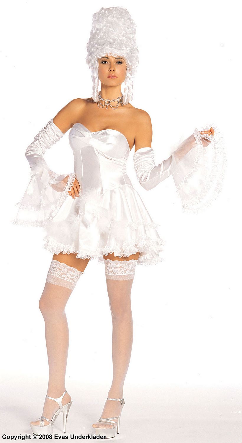 Miss Antoinette costume